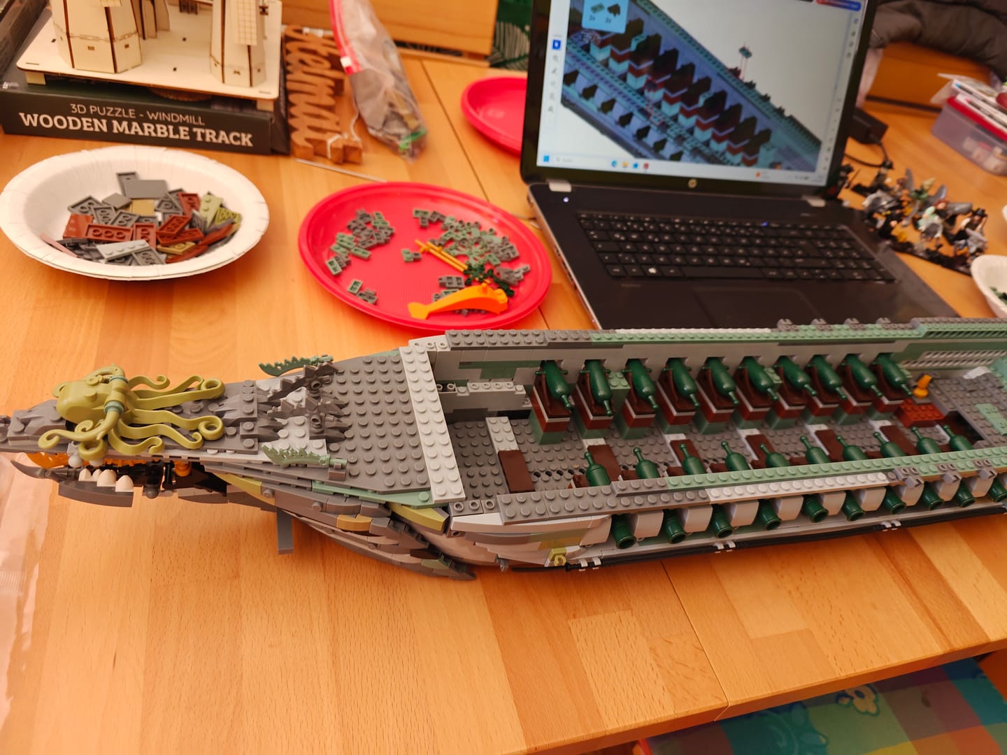 Customer photo review of ReoBrix Flying Dutchman Klemmbaustein-Set – 66037, 5865 Teile, High-Detail Piratenschiff-Modell mit Deko-Qualität