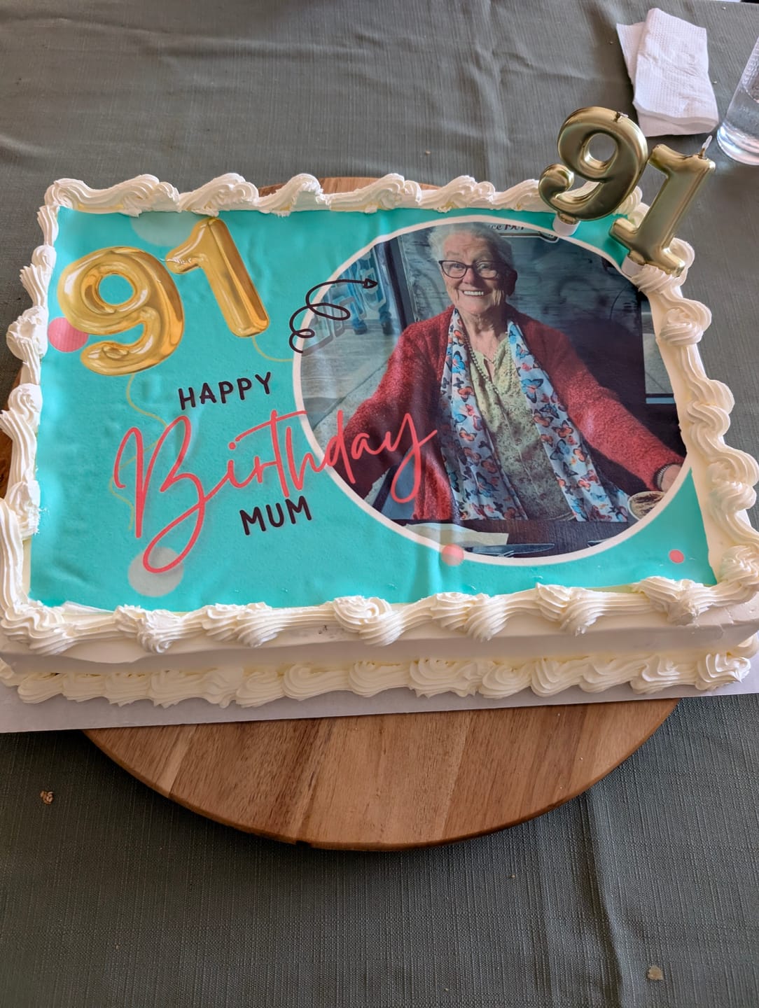 Customer photo review of A3 Rectangle Custom Edible Icing Image