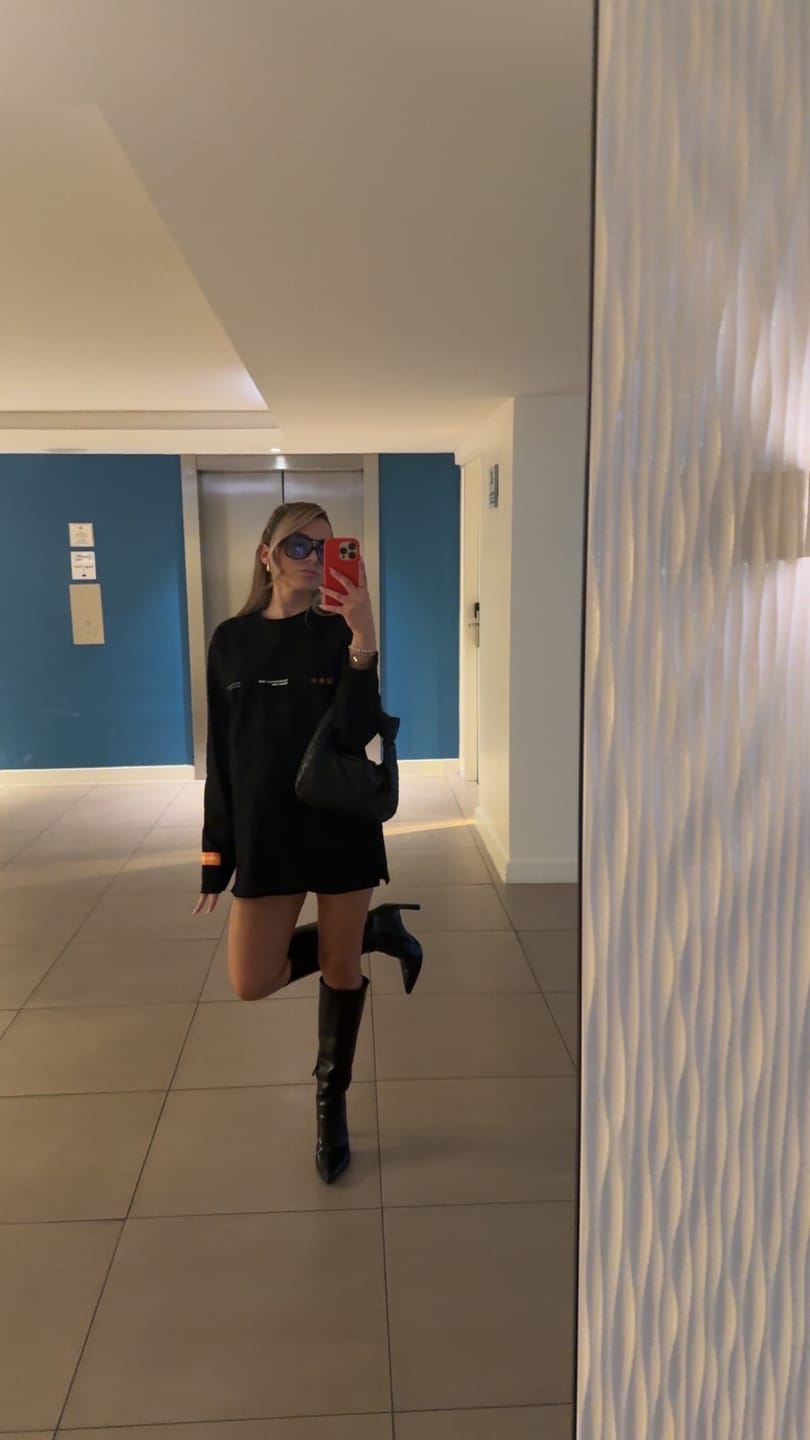 Customer photo review of LONGSLEEVE T-SHIRT ORANGE/BLACK