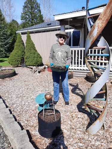 Customer photo review of Hardcore Garden T-Shirt