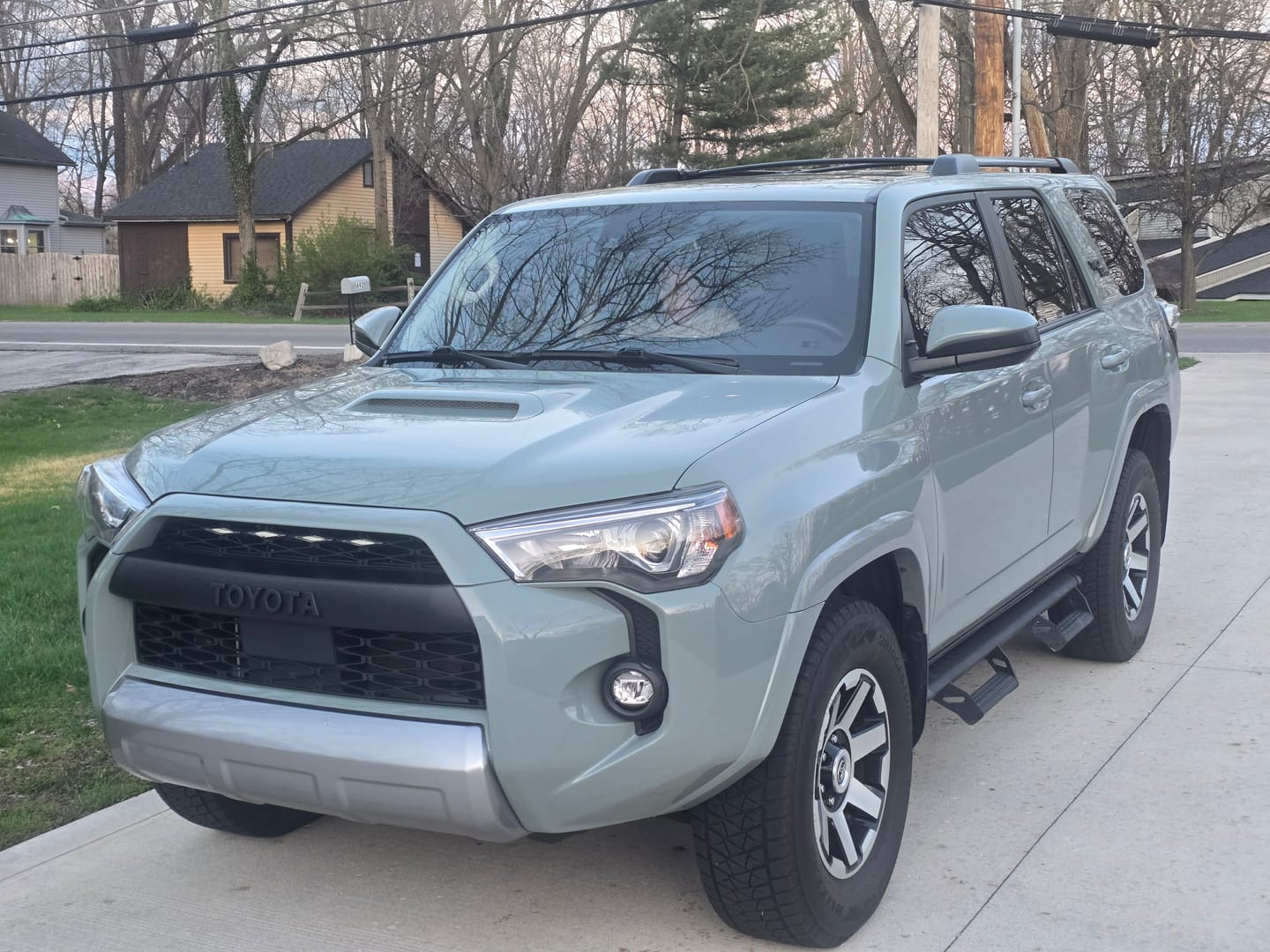 Customer photo review of 2014-2024 4Runner Stealth Pro Grille by YotaTribe