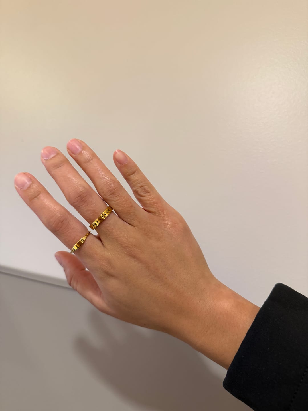 Customer photo review of Pipa Gold Signet Ring