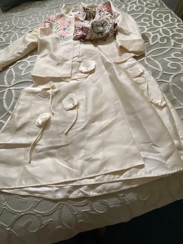 Customer photo review of Embroidered Silk-Jacquard Jacket
