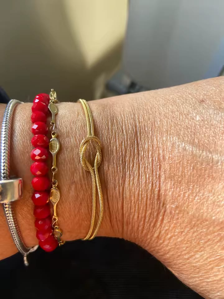 Customer photo review of Nexus karkötő - a kapcsolat szimbóluma