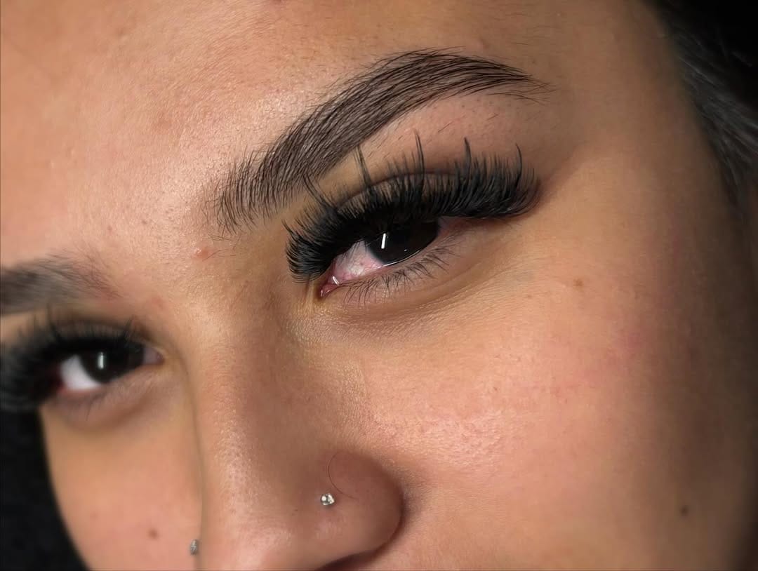 Customer photo review of Cashmere Volume Lashes 0.03/0.05/0.07