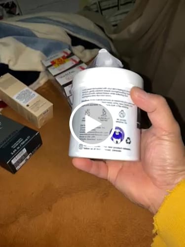 Customer video review of Advanced Clinicals Glycolic & Lactic Acid Exfoliating Body Cream – 454 g