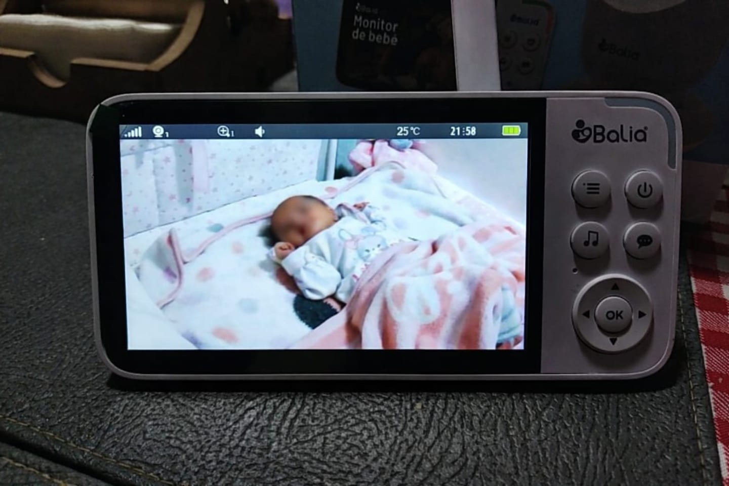 Customer photo review of Monitor de bebé con cámara