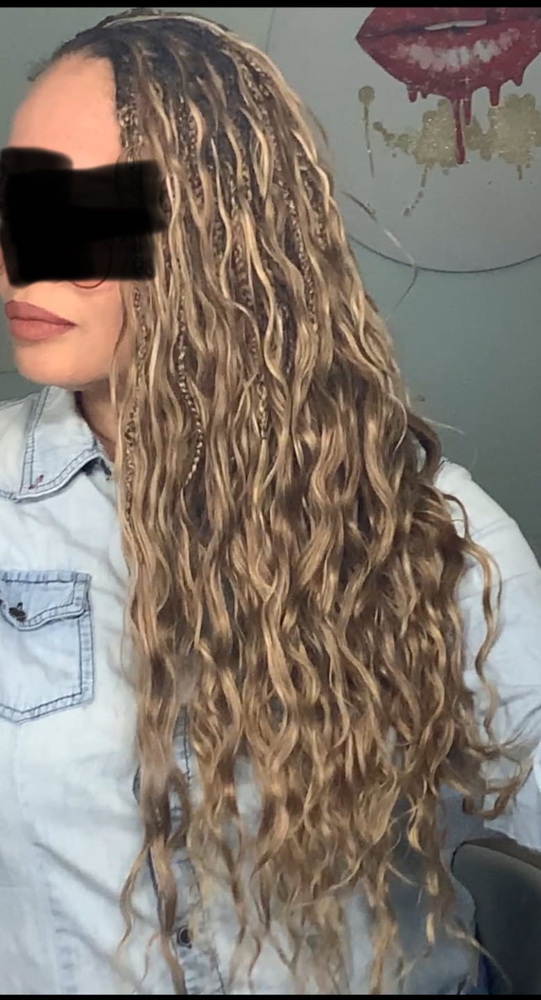Customer photo review of #27/30/613 Mix Color Blend Loose Deep Wave Human Crochet Hair for Boho Braids