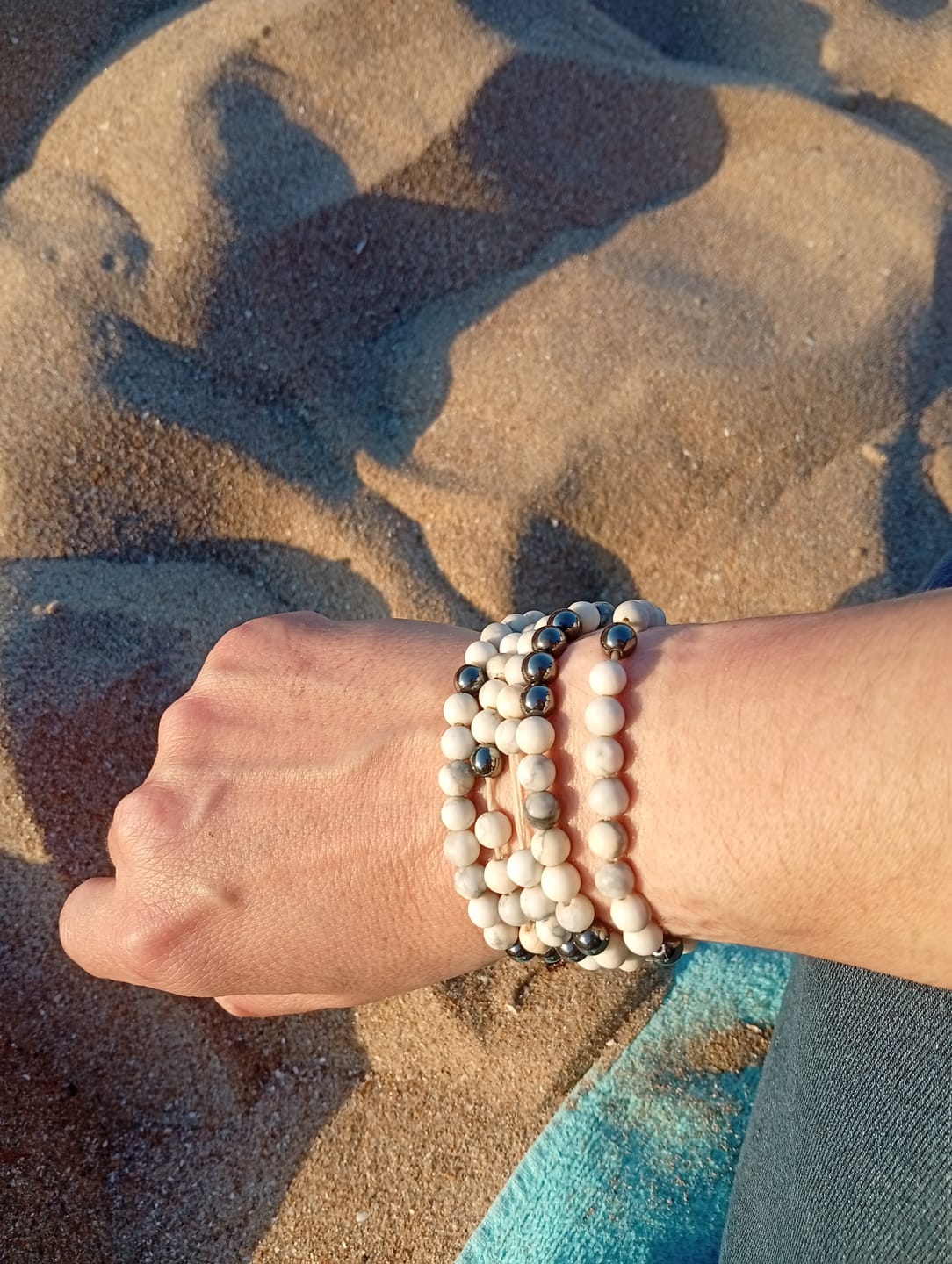 Customer photo review of Bracelet Mala "Bien-être Féminin" en Howlite
