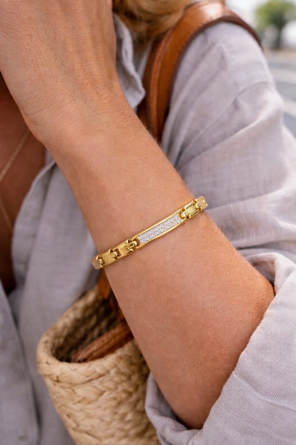Customer photo review of Luxury GOLD Health Necklace