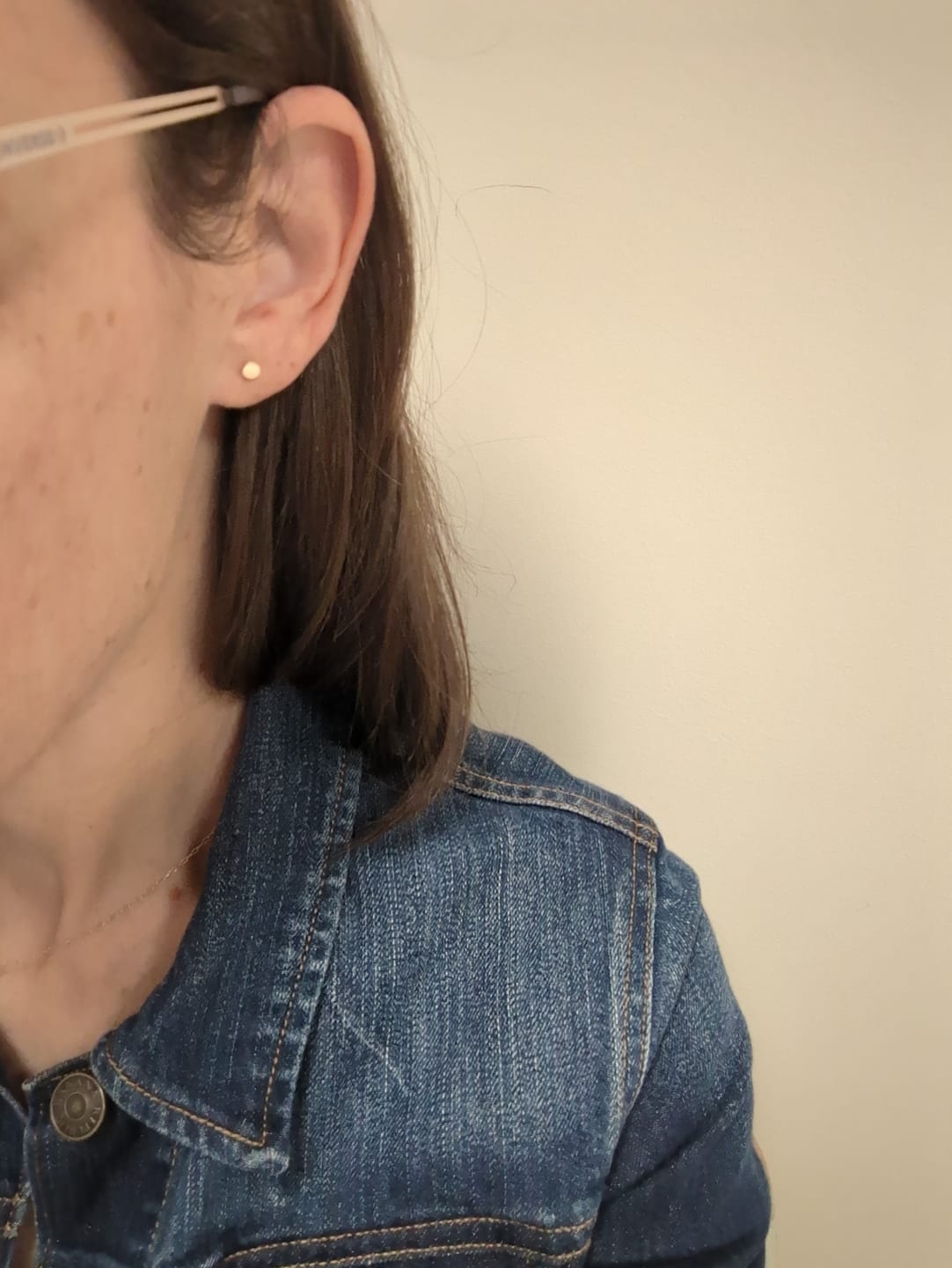 Customer photo review of Tiny Circle Nap Studs