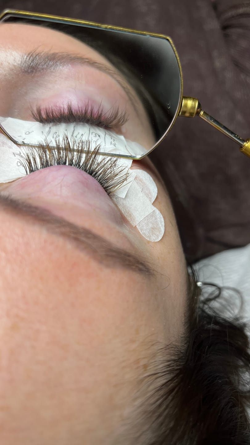 Customer photo review of 0.15mm  Brown Eyelash Extensions