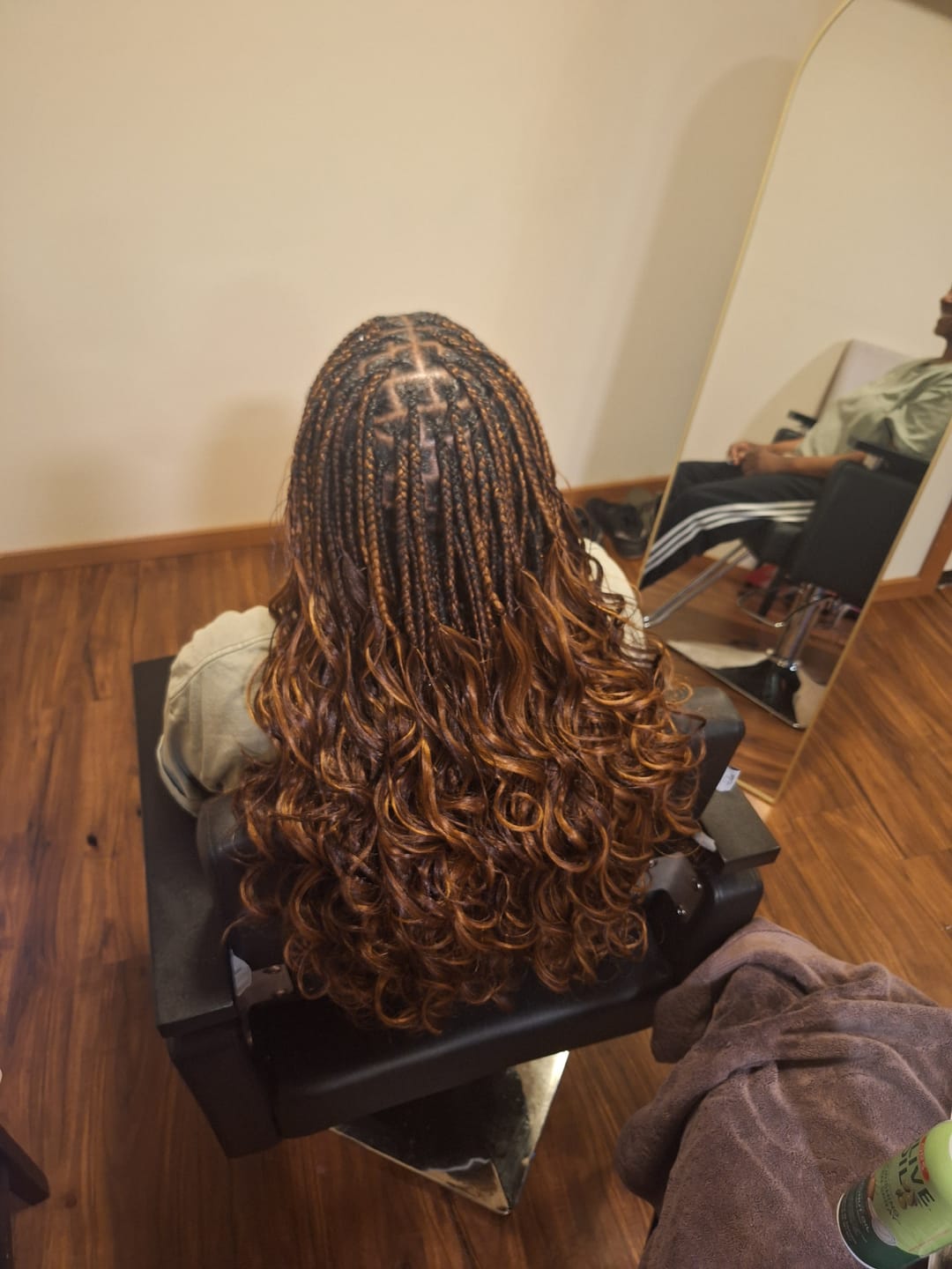 Customer photo review of RUWA Pre-Stretched Braiding Hair 3X's Pack - 48" inches