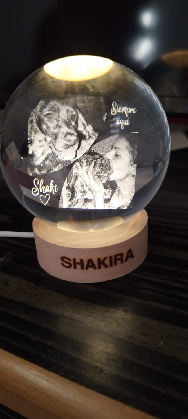 Customer photo review of Esfera de Cristal