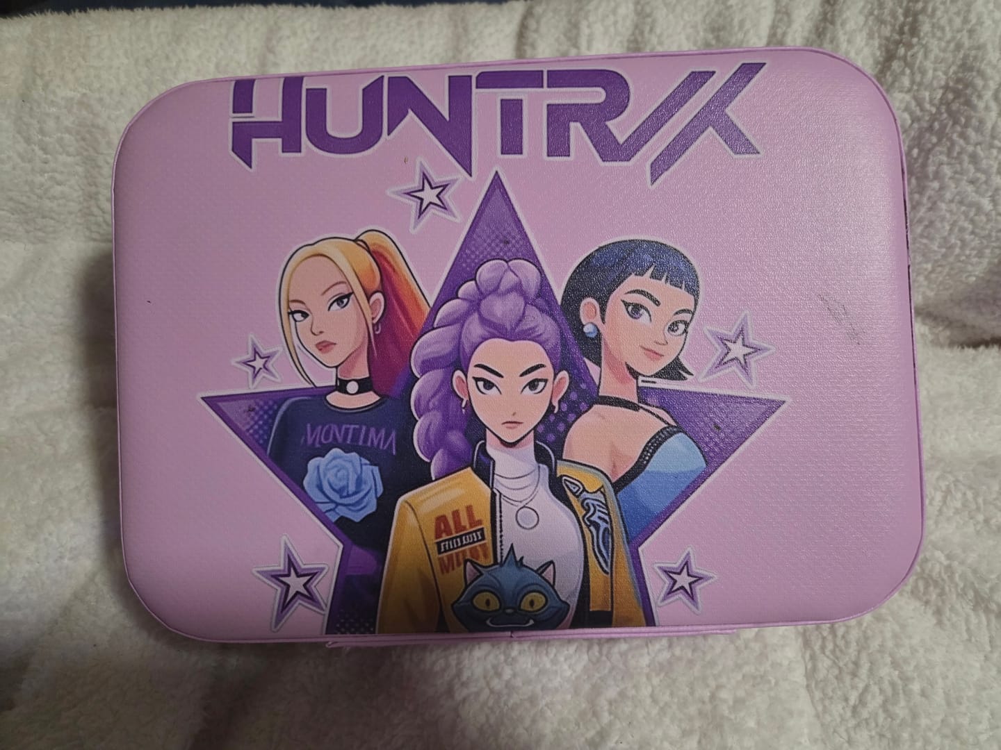 Customer photo review of 【MYSTERY SCOOP】KPop Dem.on Hu.nters Mystery Scoops