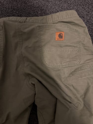Customer photo review of Vintage Olive Carhartt Carpenter Shorts (W36)