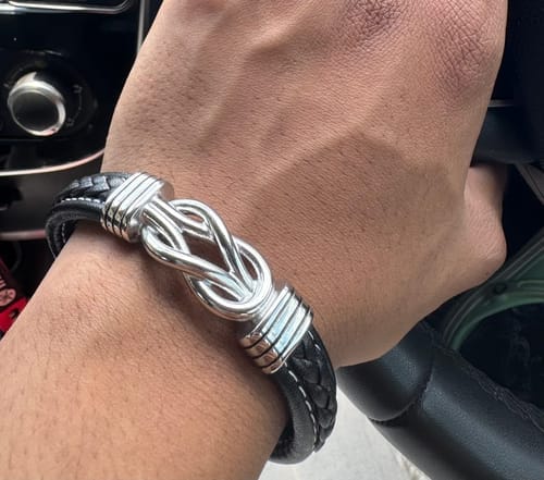 Customer photo review of „Für meinen Sohn“ graviertes Armband