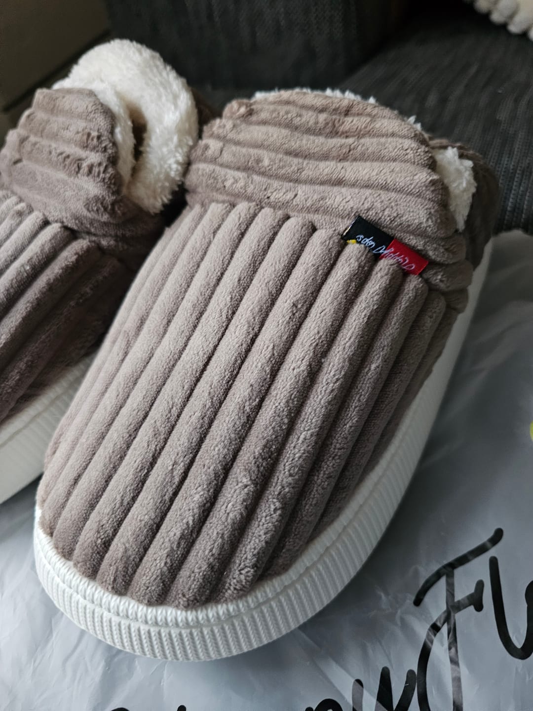 Customer photo review of HappyCozy
