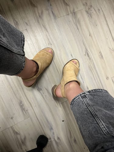 Customer photo review of SANDALIA LISET CAMEL 5098