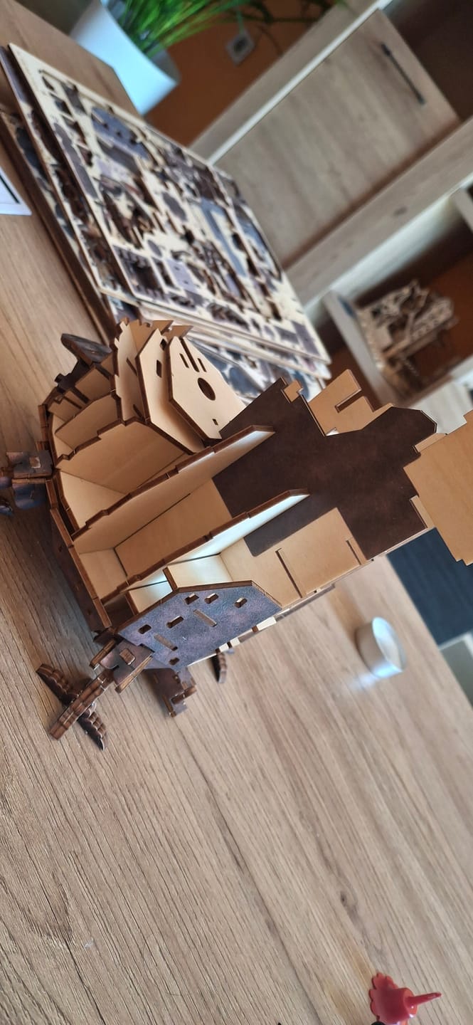 Customer photo review of Howl's Moving Castle 3D Wooden Puzzle