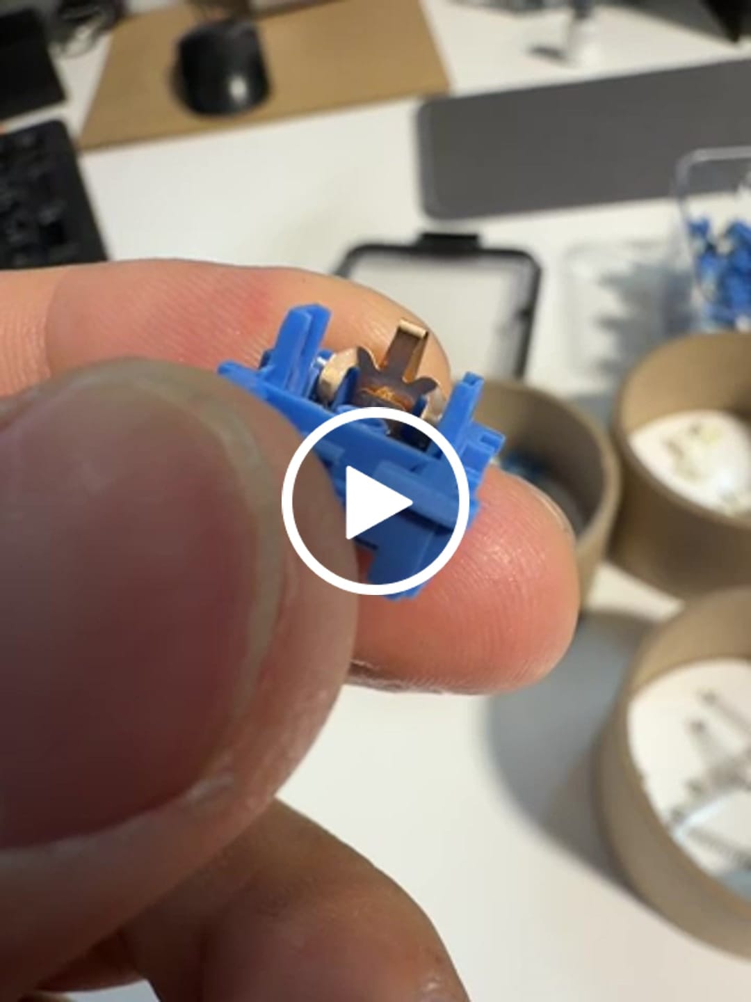 Customer video review of Silliworks X HMX Waverider V2 Tactile Switch FACTORY LUBED (10PCS)