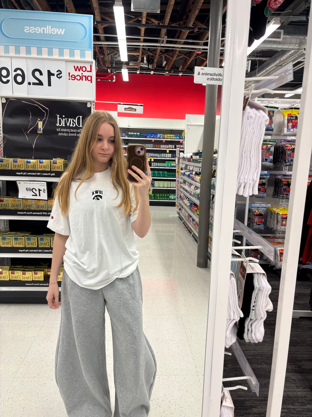 Customer photo review of Aelfric Eden Super Baggy Barrel Sweatpants