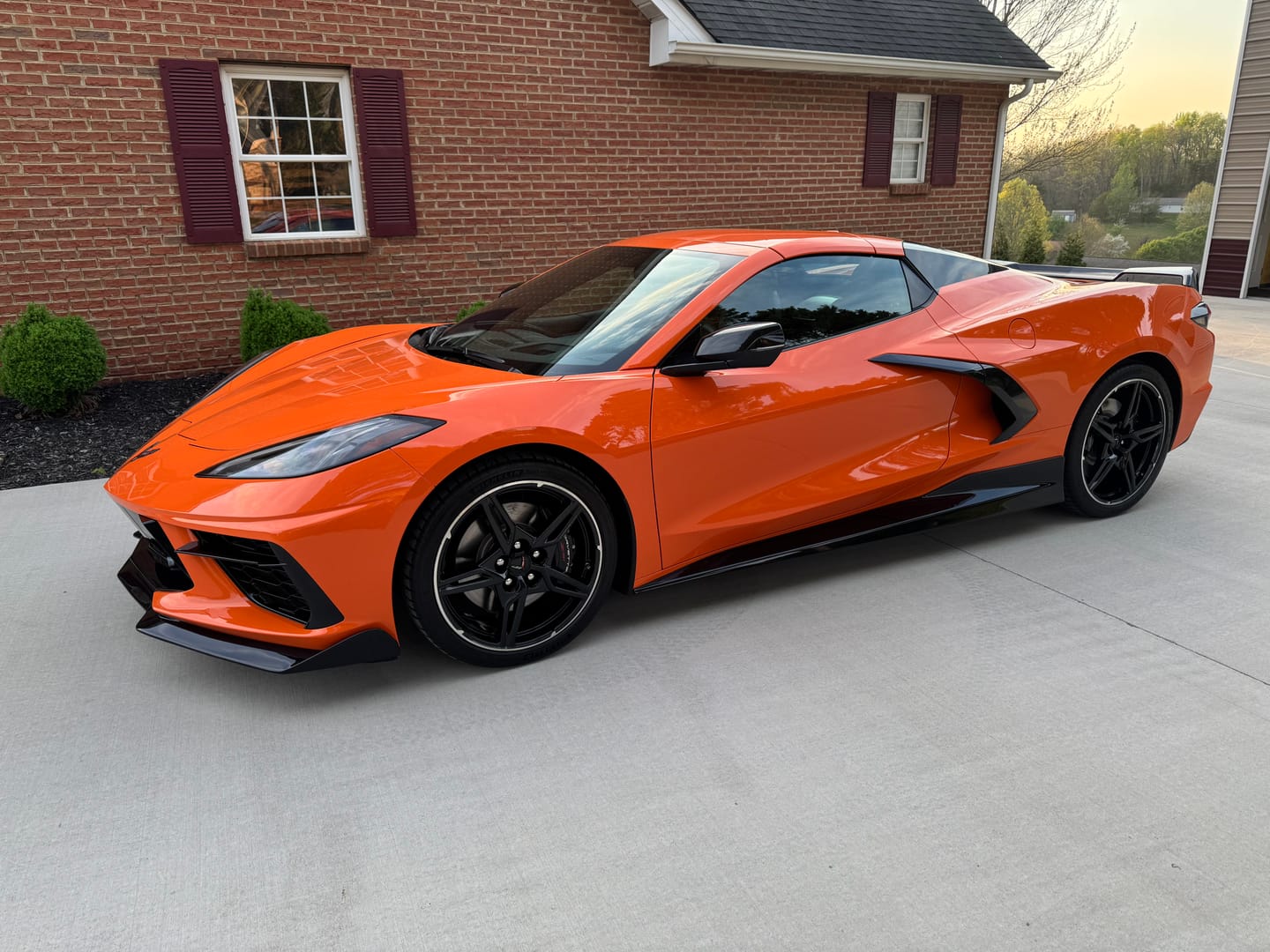 Customer photo review of Corvette C8 | Legacy Edition Side Skirt Set