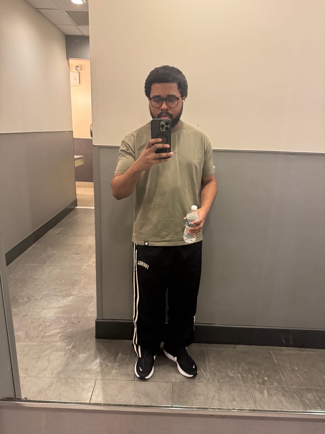 Customer photo review of 401 Essential Jacked Tees