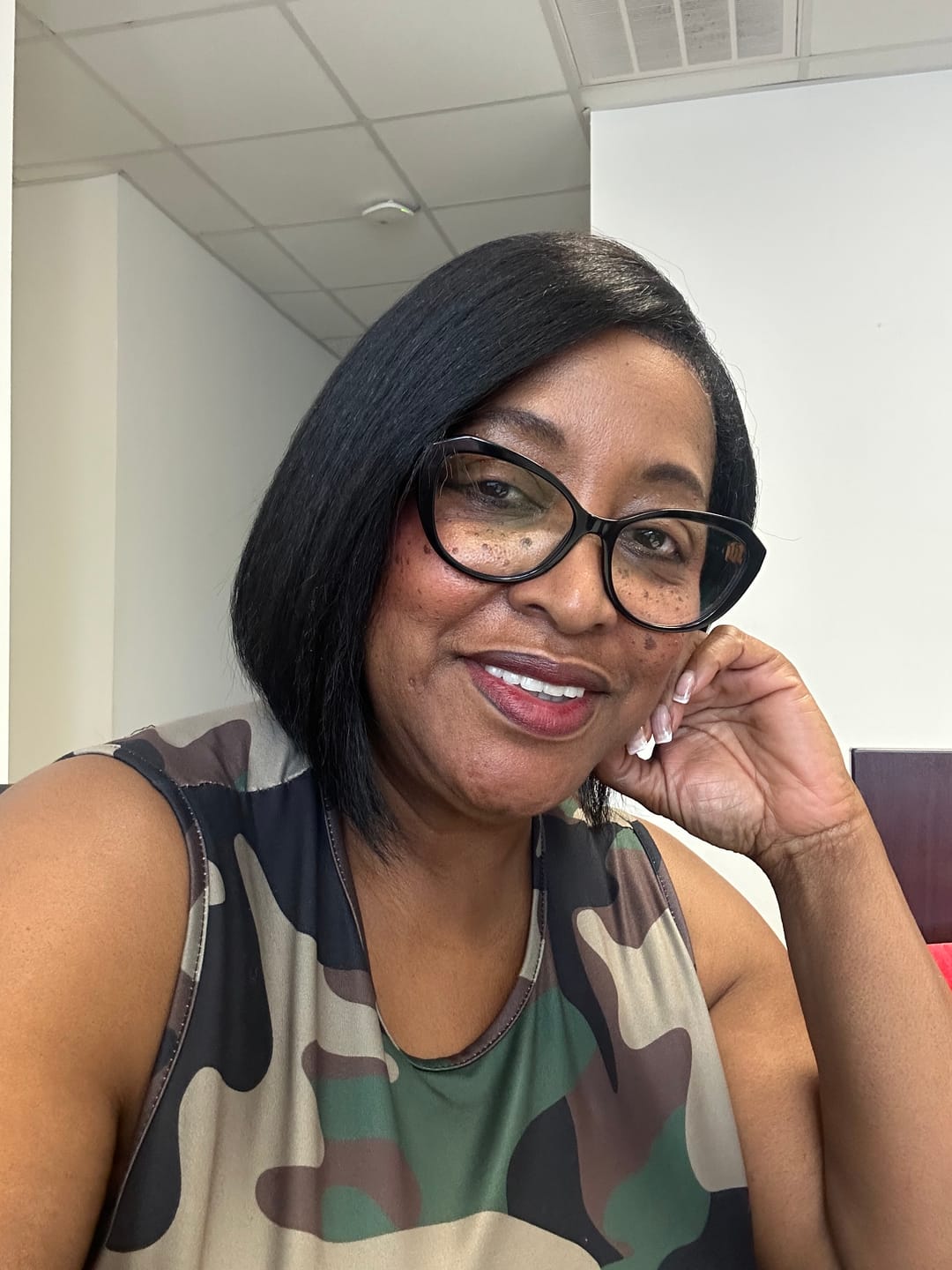 Customer photo review of Sensationnel Curls Kinks Textured Glueless HD 13x6 Lace Front Wig - 13x6 KINKY BOB 9" - Kinky Edges