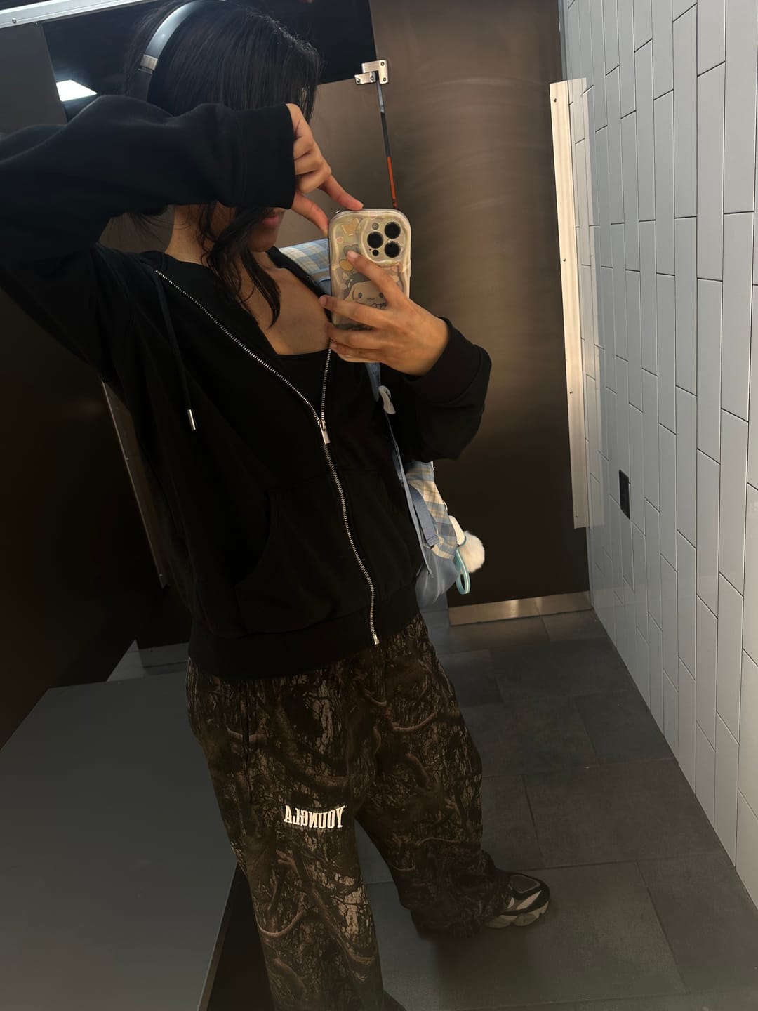 Customer photo review of 2133 - Tree Camo Baggy Sweats