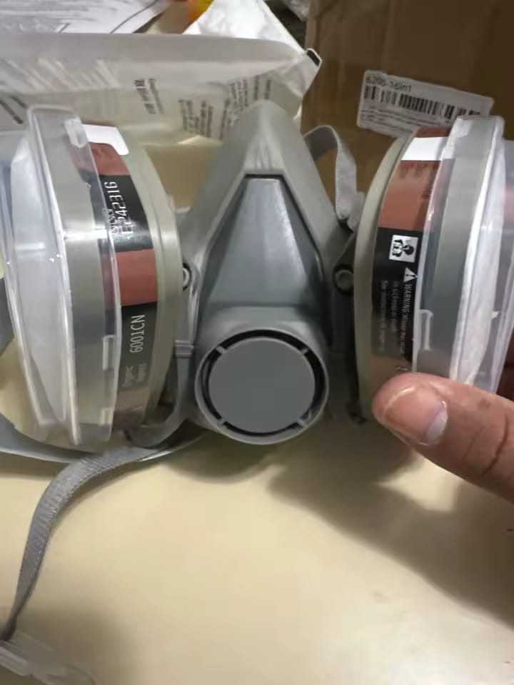 Customer photo review of Halbmasken-Atemschutzmaske mit Schutzbrille – Modell 6200
