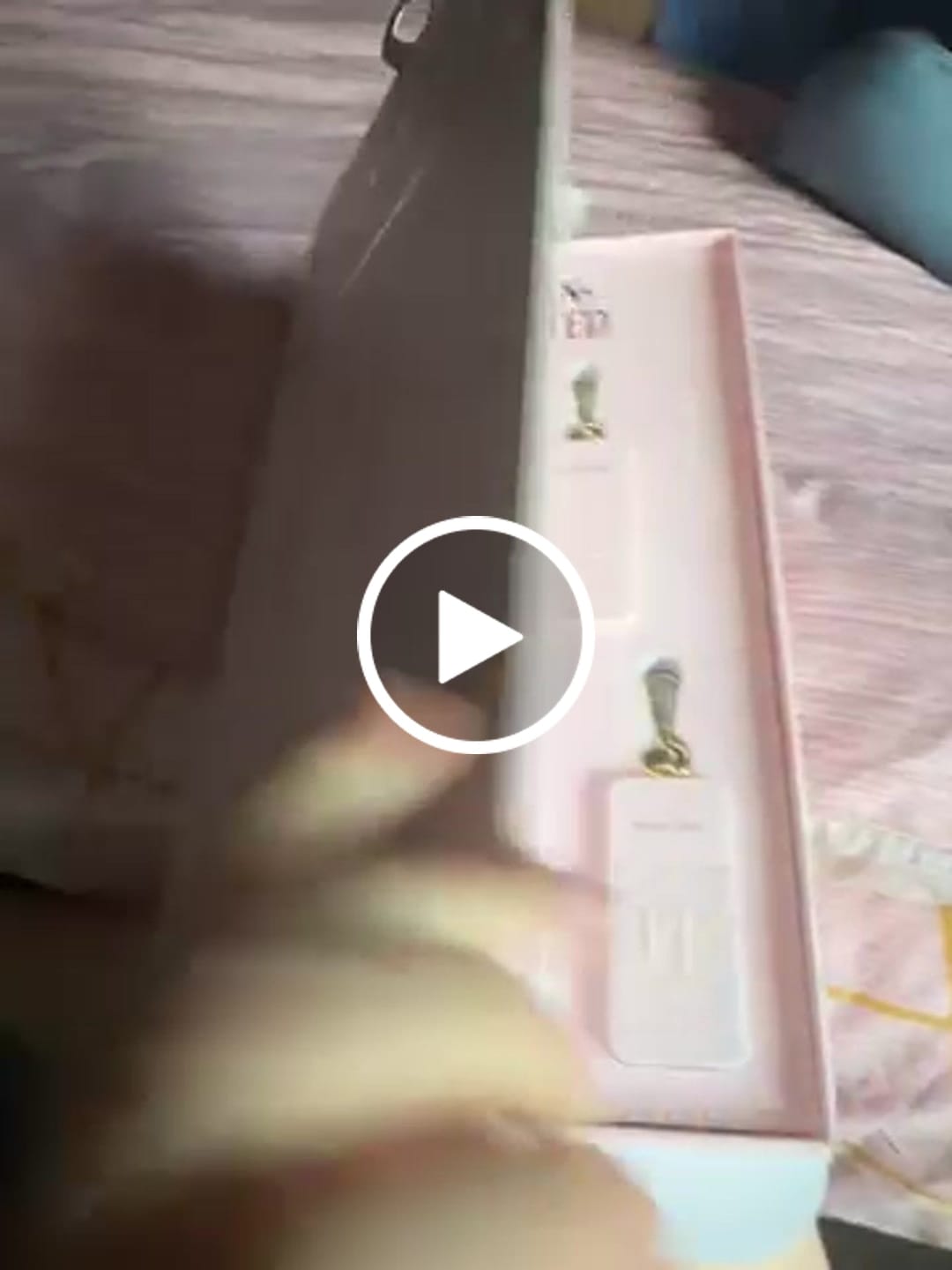 Customer video review of Hand Cleansing Spray PR Gift Set