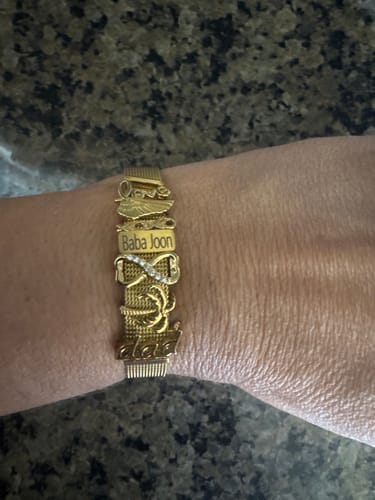 Customer photo review of Mesh charm xoxo gold