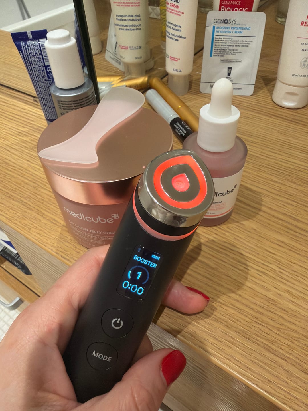 Customer photo review of Mikrostimulācijas ierīce ādas kopšanai Medicube AGE-R Booster Pro