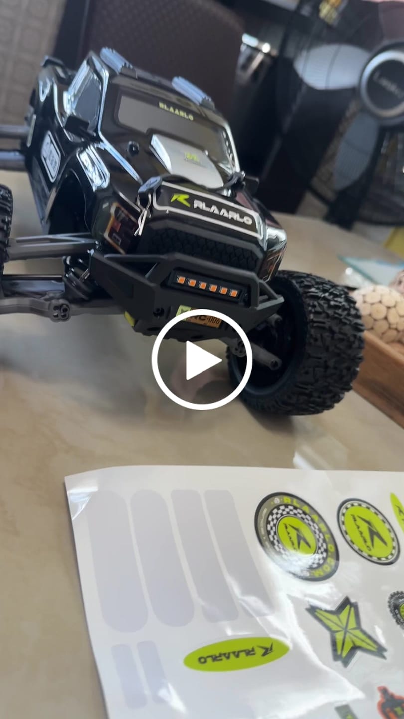 Customer video review of Rlaarlo Omni-Terminator Carbon Fiber MINI 1:10 Scale RTR Brushless Monster Truck, RZ001B-C