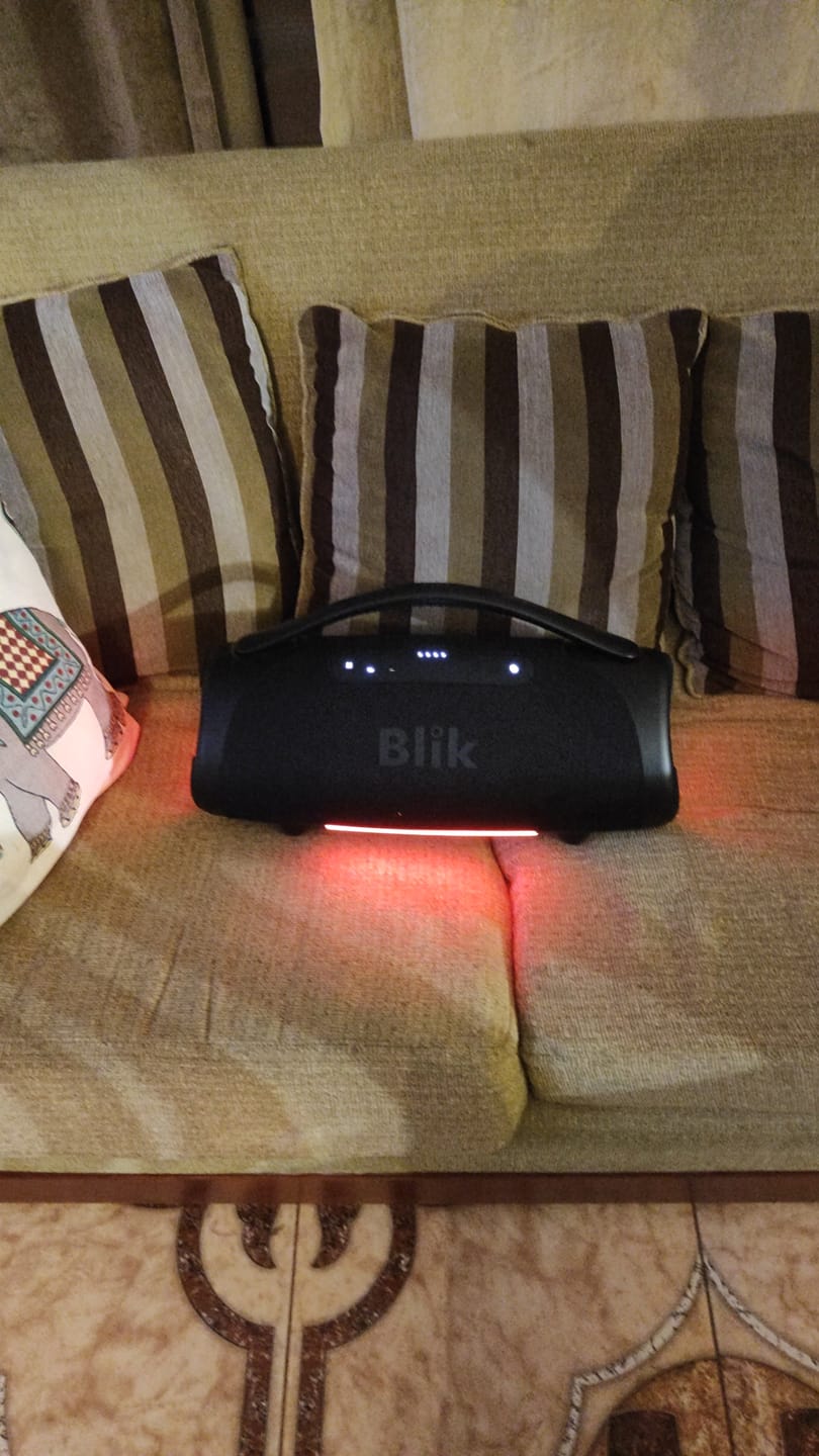 Customer photo review of Parlante Bluetooth Portátil Blik Bass400 160W IPX7 12 Hrs