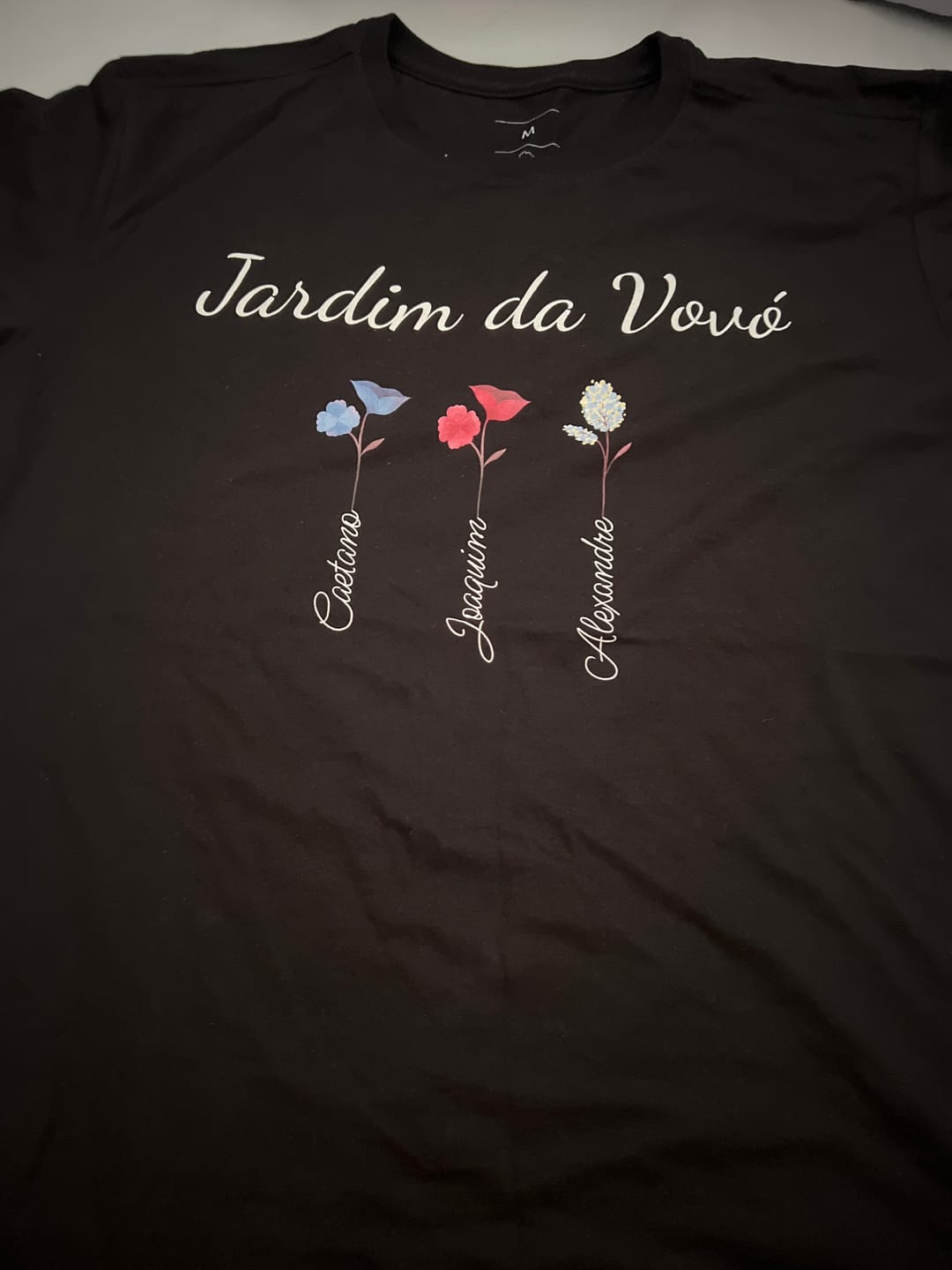Customer photo review of Camiseta Personalizada Jardim da Vovó - PRETA - Algodão 100%