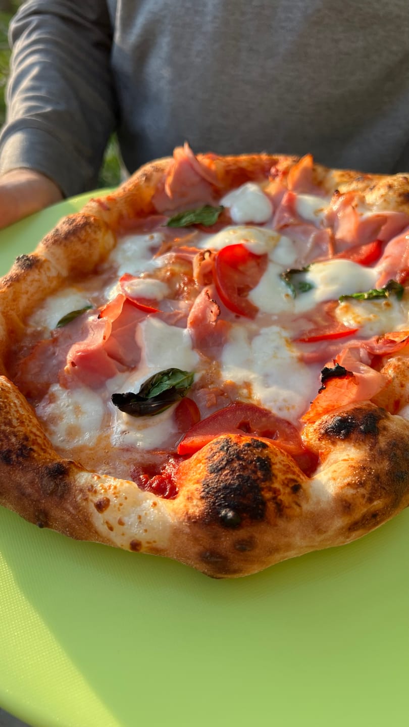 Customer photo review of Cozze Pizzaofen Rotate - Black Edition [17 Zoll], Gas, 50mbar - CH-Regler