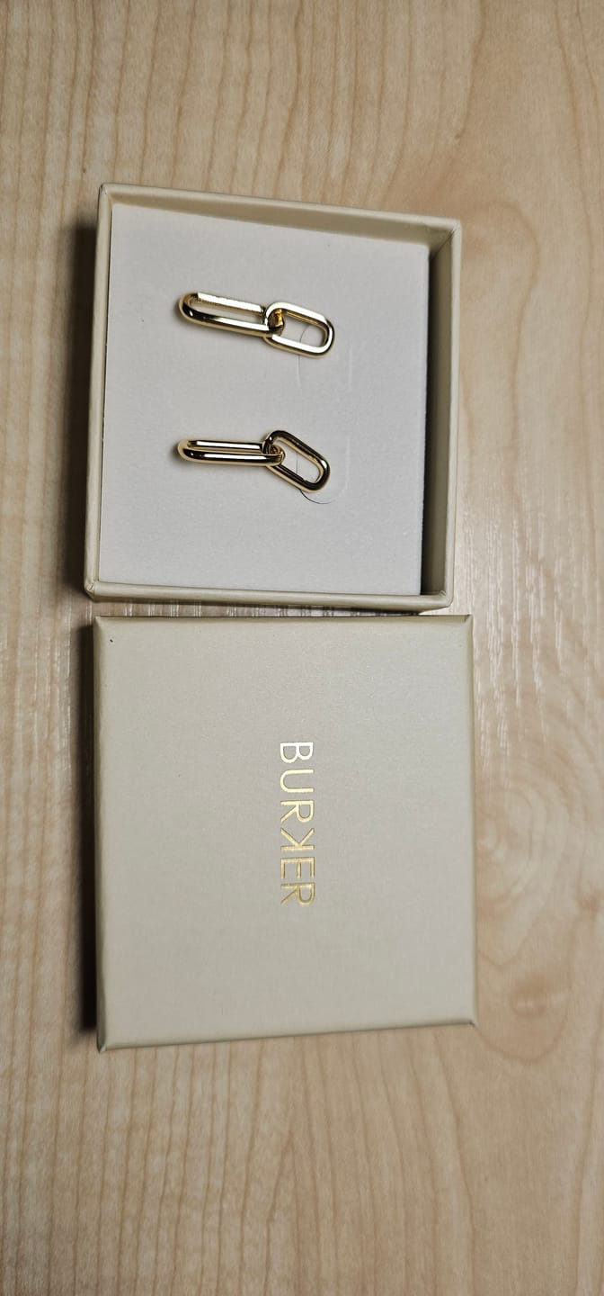 Customer photo review of Tiffany Earrings