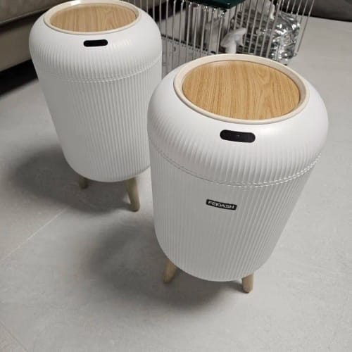 Customer photo review of Automatic Trash Can