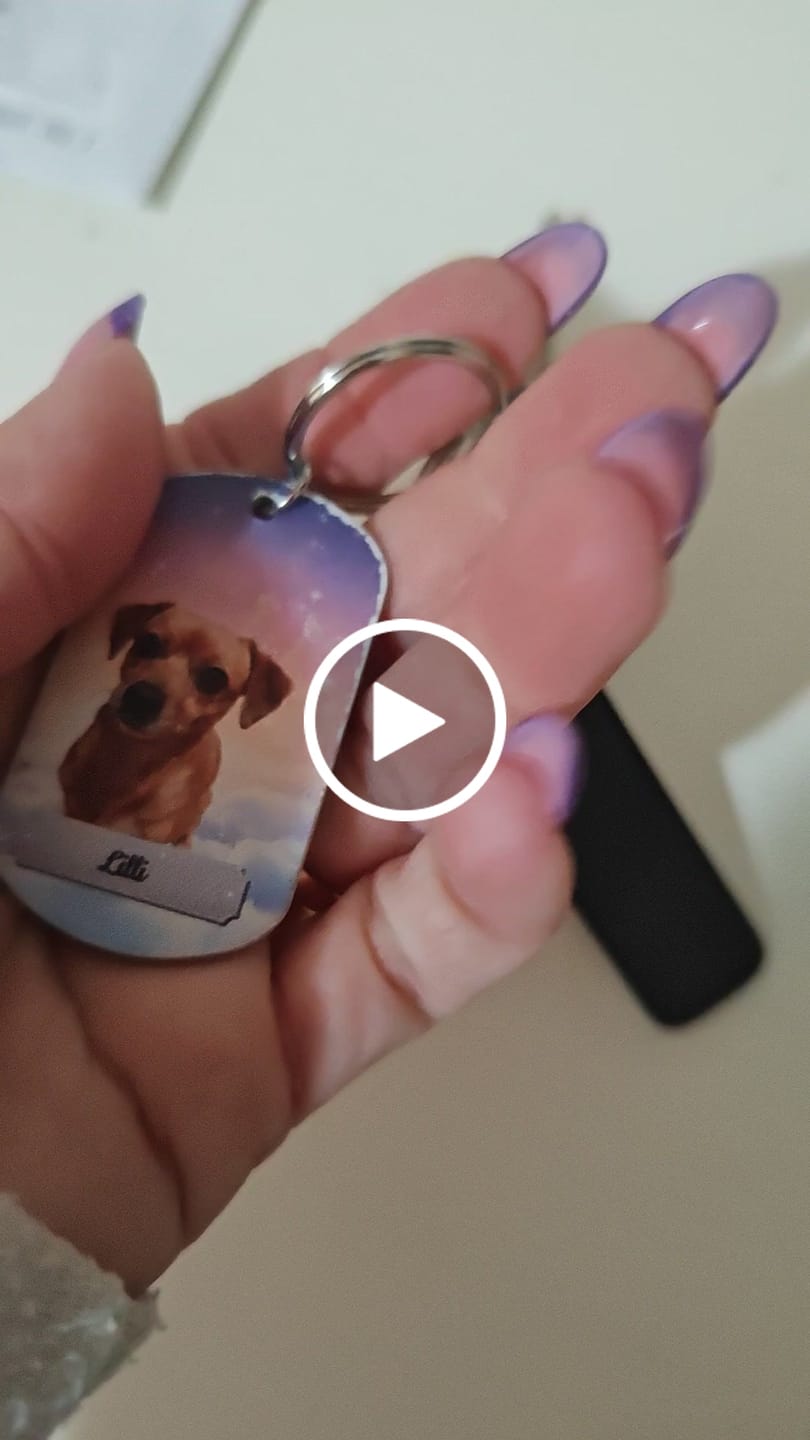 Customer video review of Foto doppia - Portachiavi piastrina personalizzato