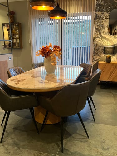 Customer photo review of Table à manger ovale UNIQUE 200cm blanc marron céramique piètement pilier noyer
