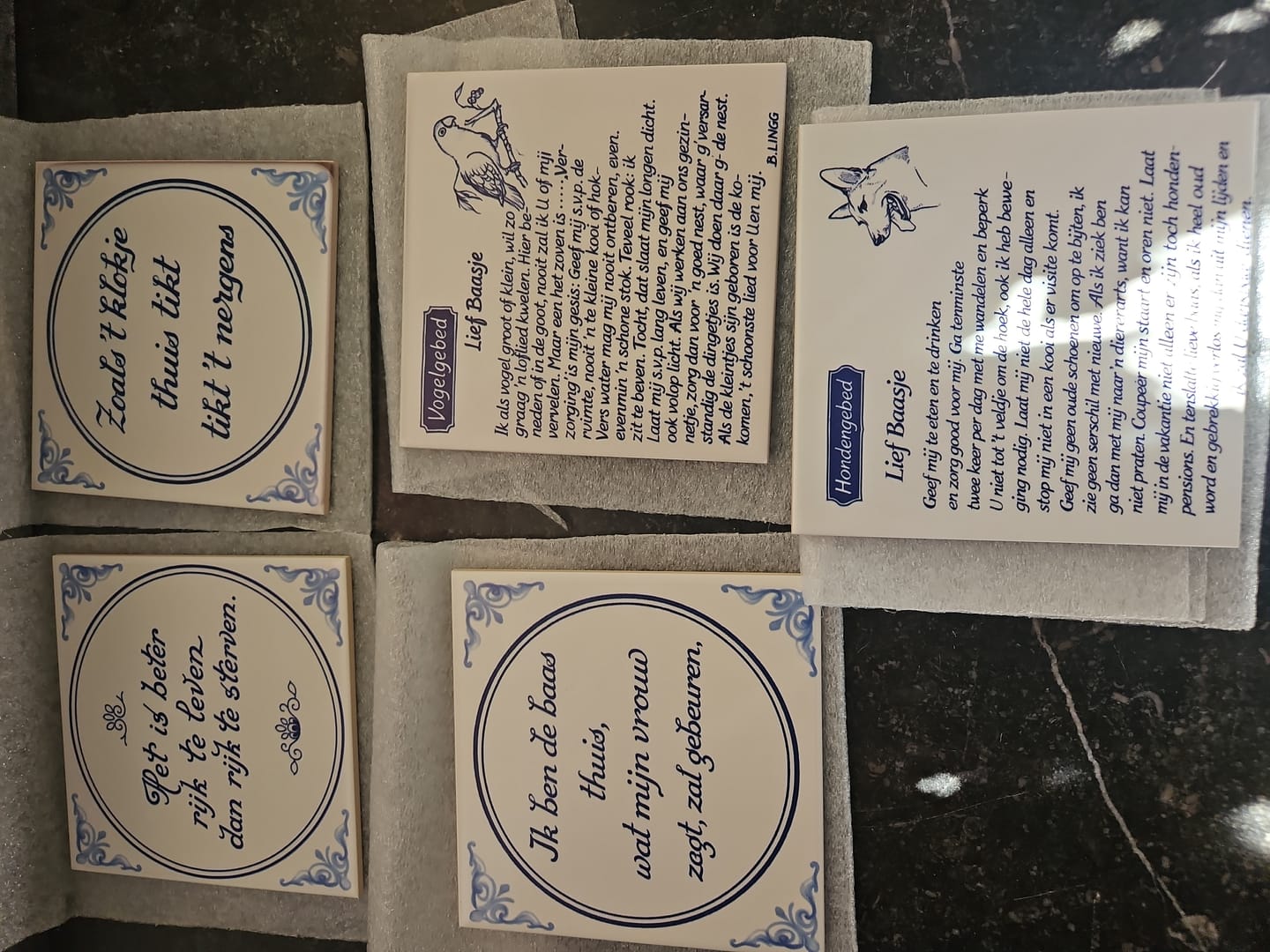 Customer photo review of Delfts Blauw tegeltje bedrukken met jouw eigen huisdier