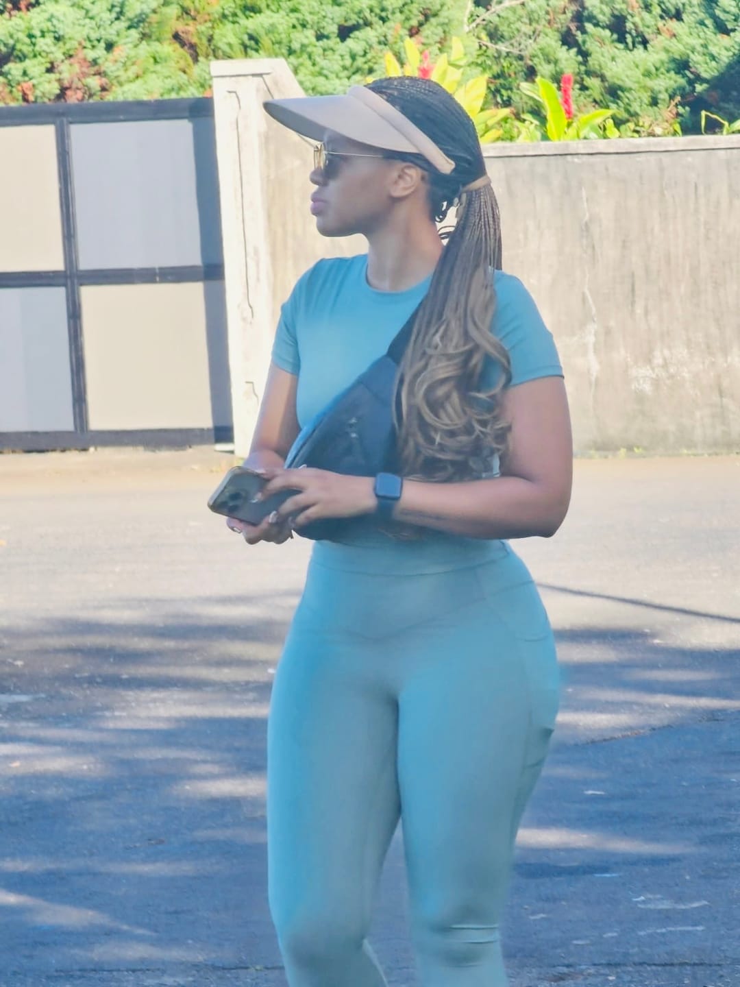 Customer photo review of High Waisted Tummy Control Butt Lifting Leggings with Pockets