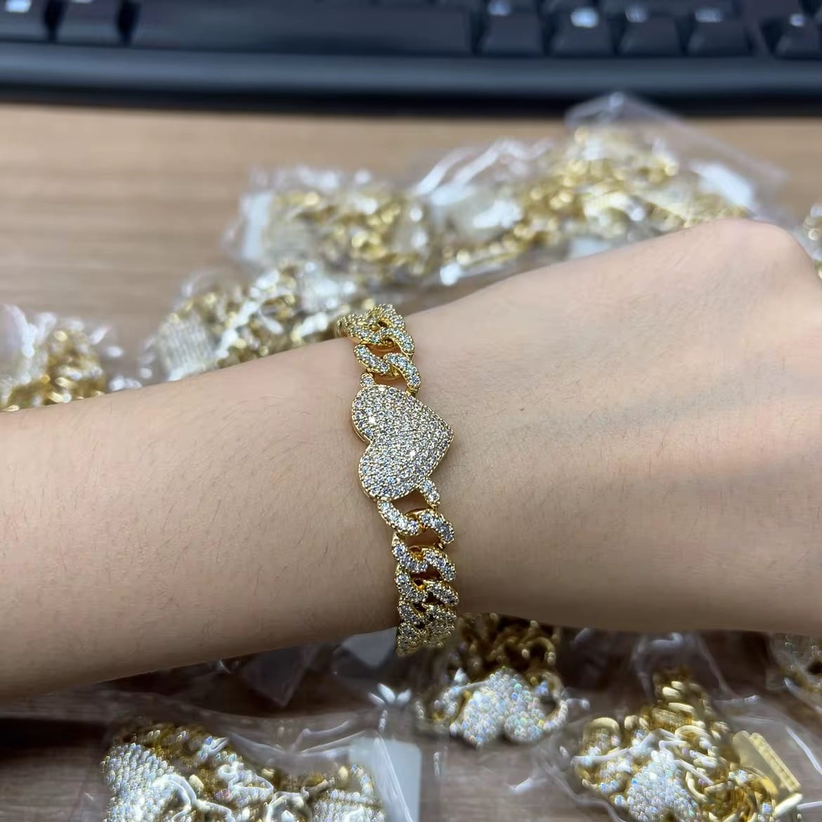Customer photo review of AMORE NECKLACE & BRACELET SET