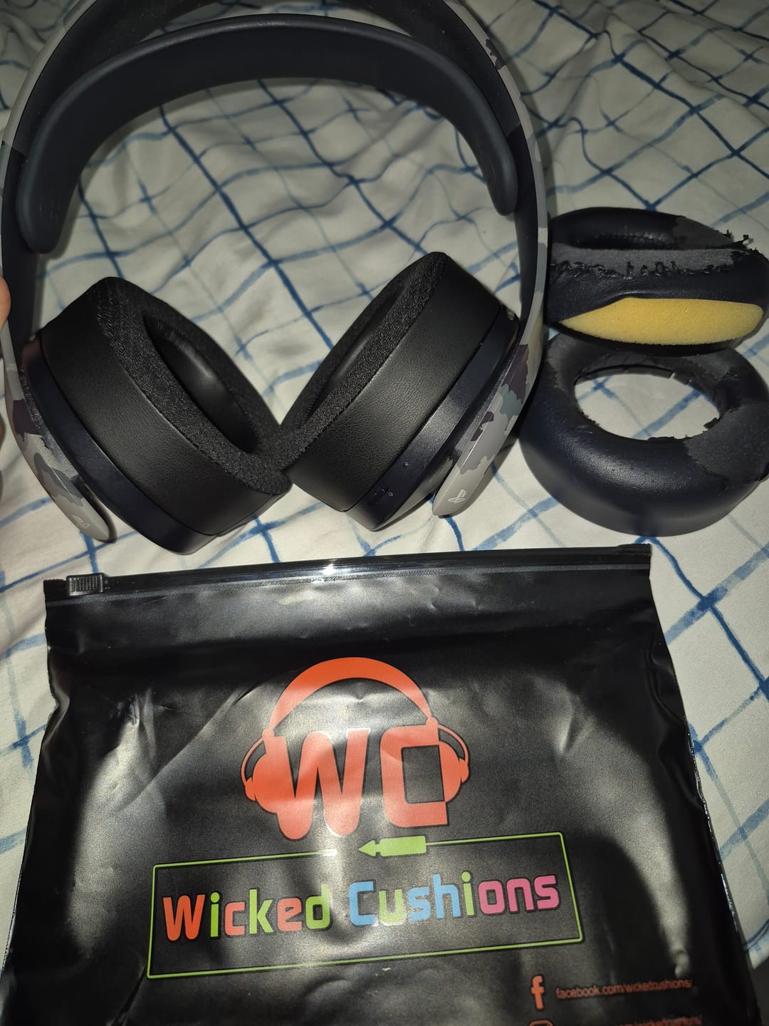 Customer photo review of WC FreeZe Pulse 3D - Cooling Gel Earpads For PS5 Pulse 3D Headset