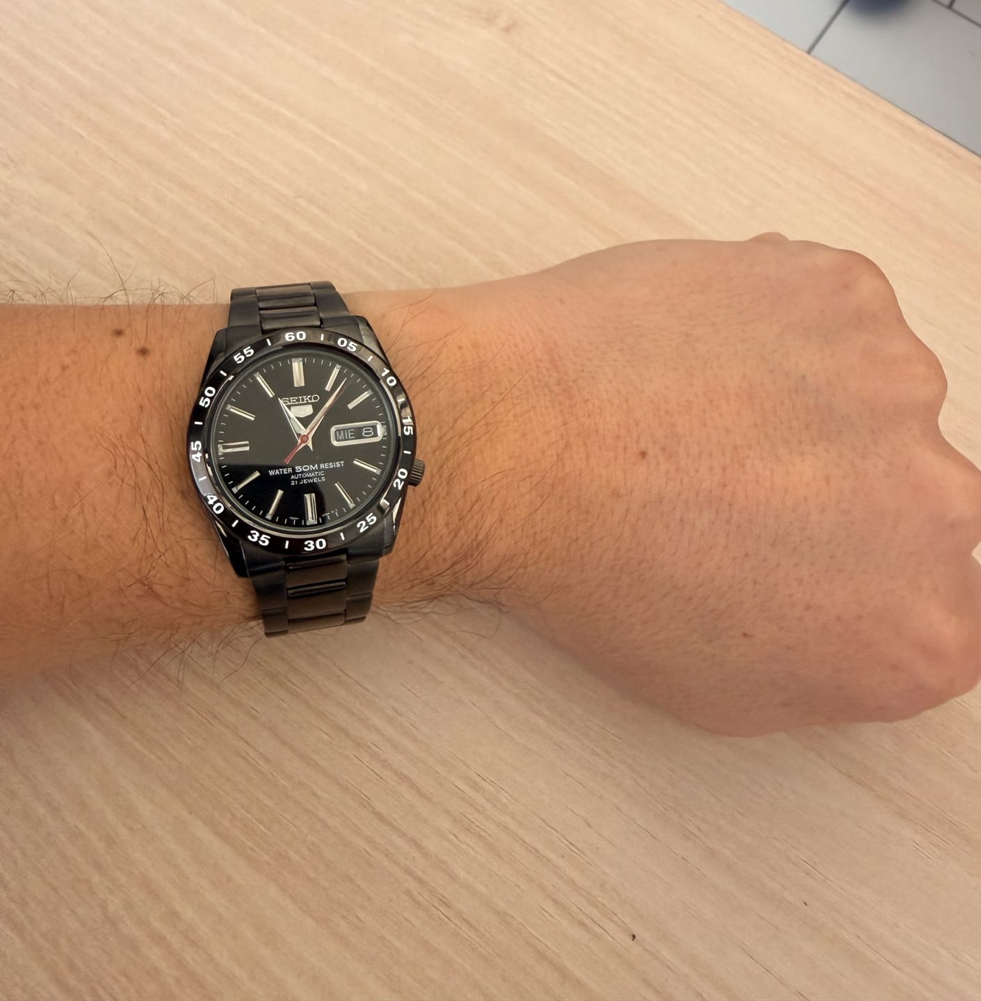 Customer photo review of Reloj Seiko 5 Análogo Automático SNKE03KC Metálico 36mm