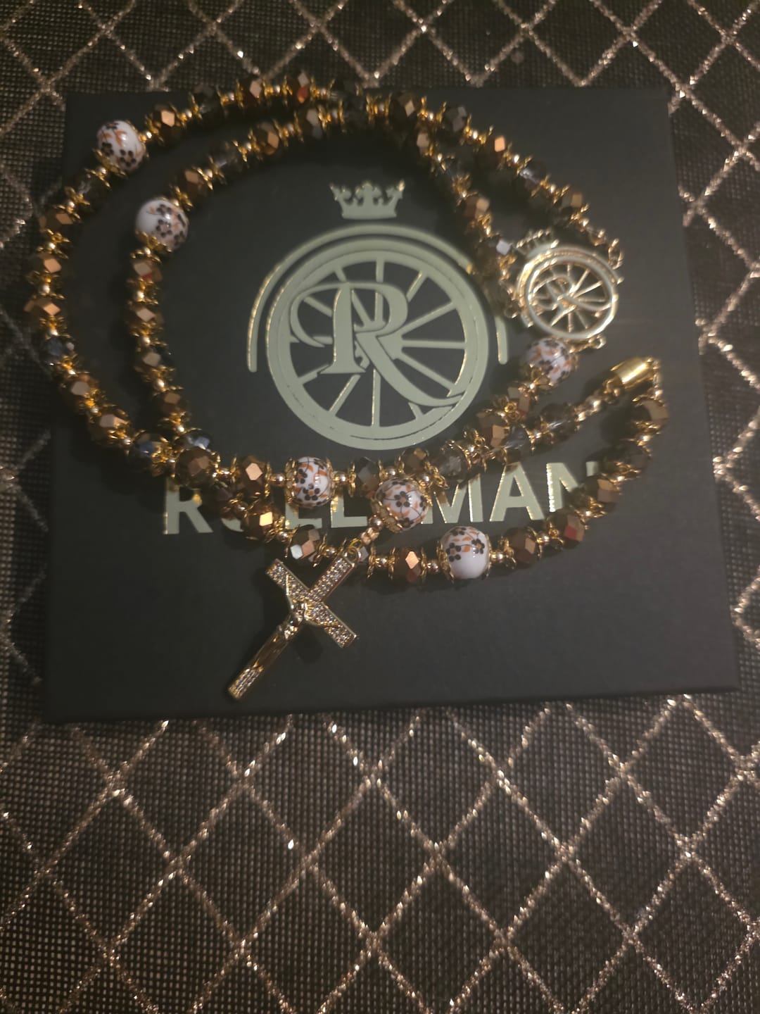 Customer photo review of Ave Maria Nomads Rozenkrans | Wheel | Zwart/Goud/Brons met Witte Kralen