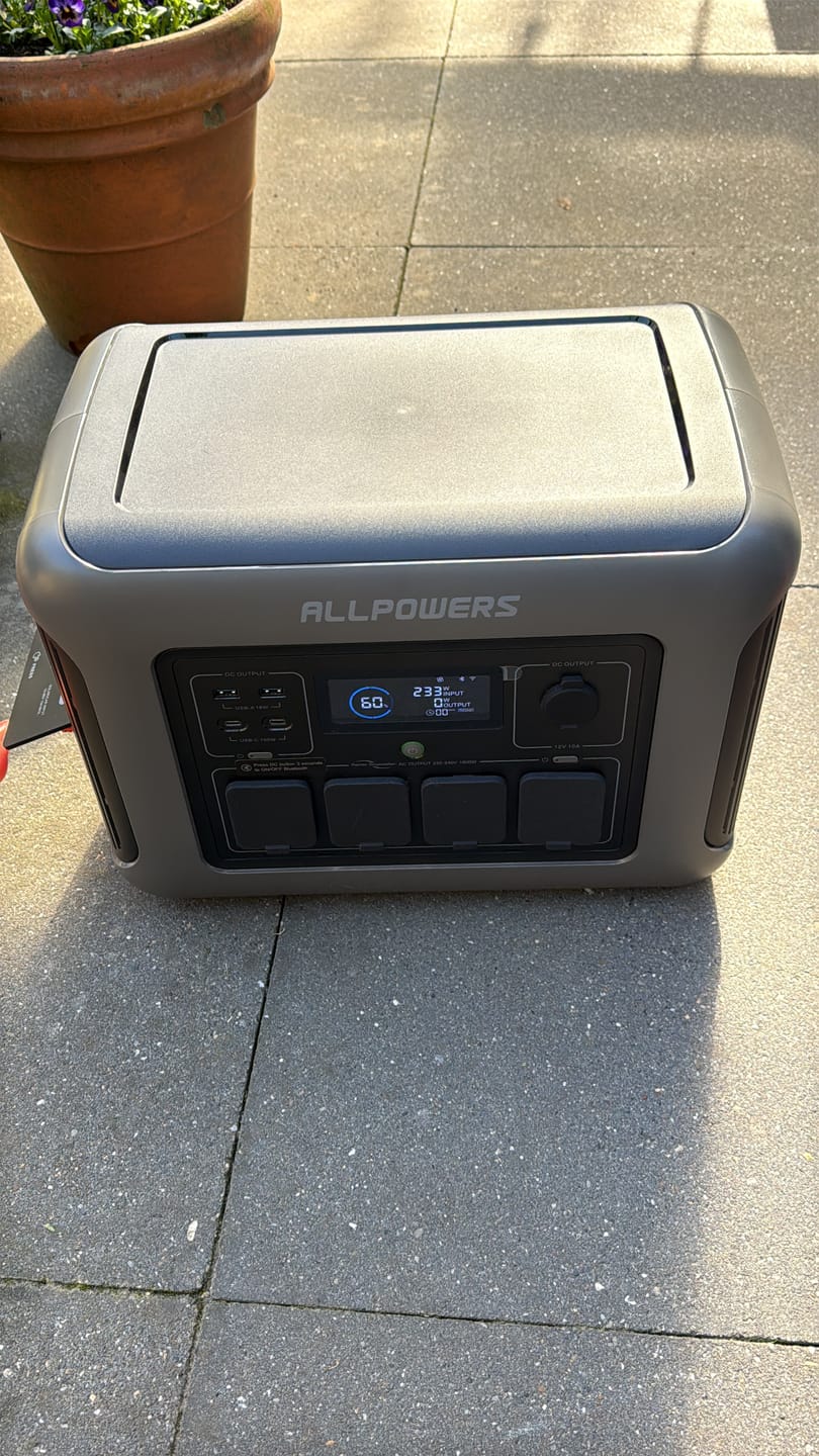 Customer photo review of ALLPOWERS R1500 LITE Portable Power Station 1600W 1056Wh