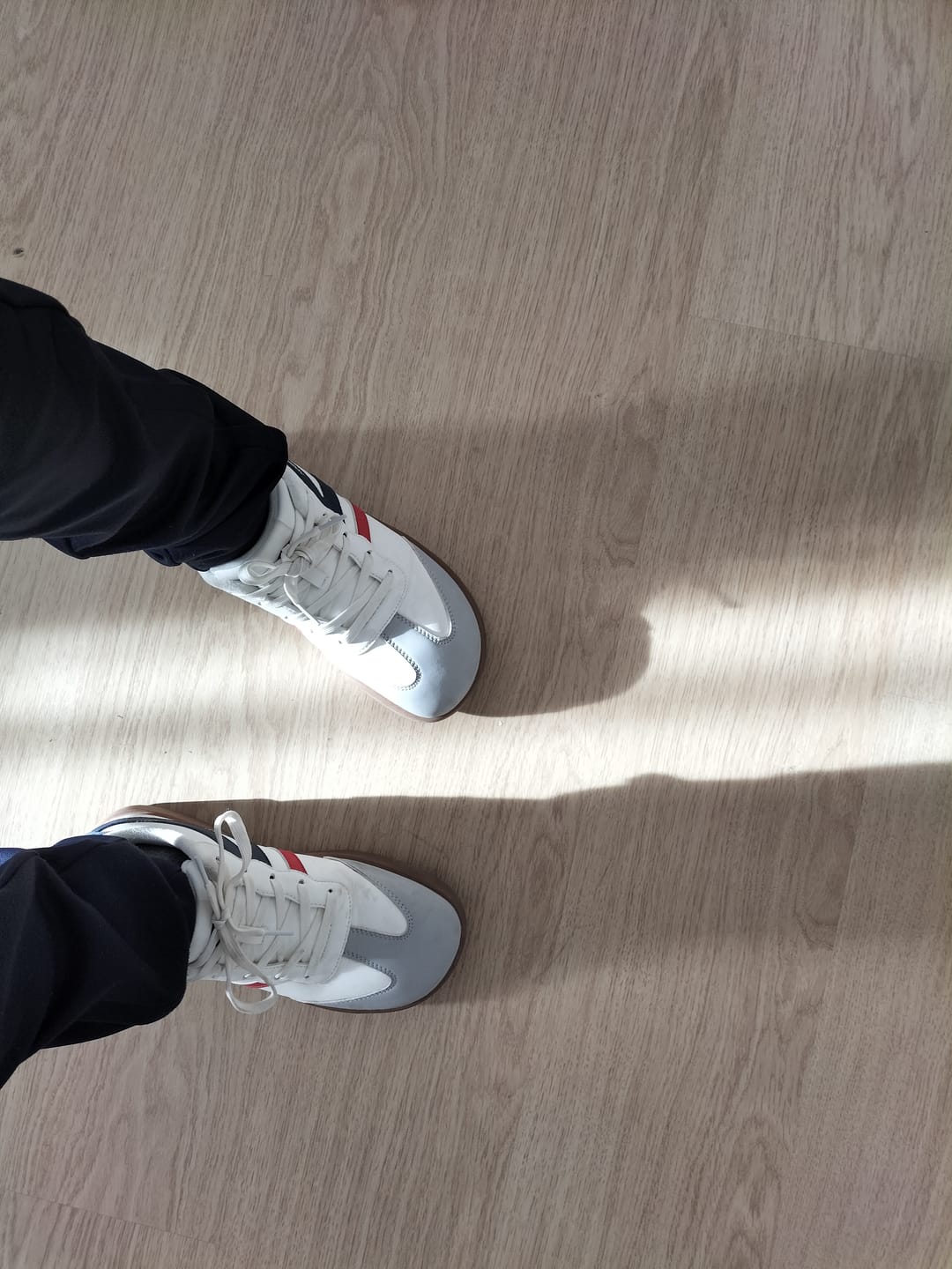 Customer photo review of Linden - Zapatos De Punta Ancha